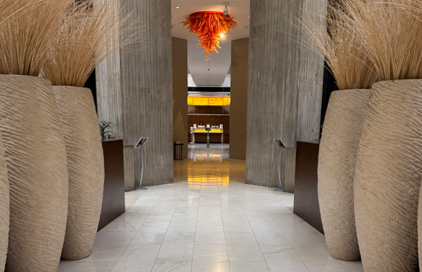 SteveAloha_RecommendedVenue_9_HyattRegencyOHare